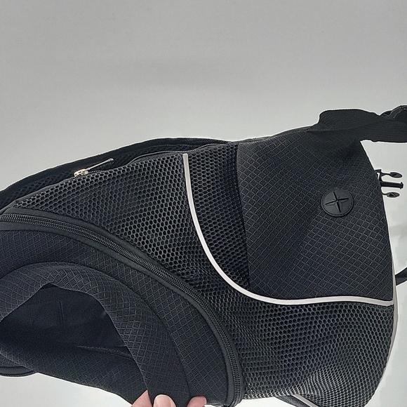 Pet Carrier Backpack for Dogs - Black - Picture 11 of 16